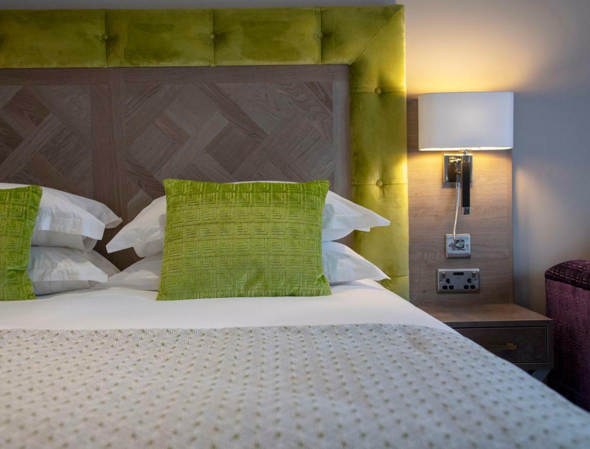 Boulevard Hotel Blackpool Extérieur photo A bedroom at the hotel