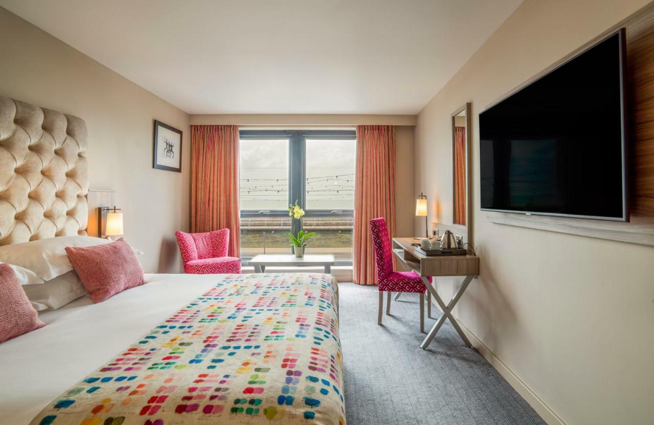 Boulevard Hotel Blackpool Extérieur photo A room at the hotel