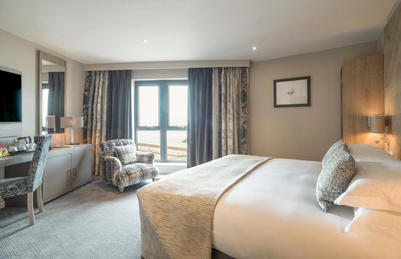 Boulevard Hotel Blackpool Extérieur photo A bedroom at The River Lee Hotel